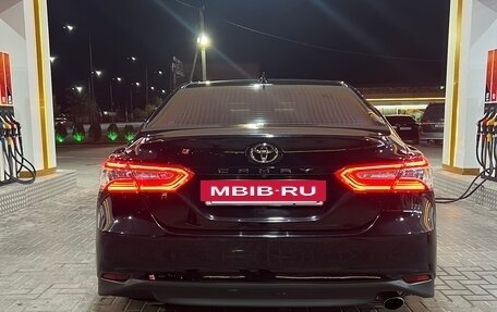 Toyota Camry, 2021 год, 3 520 000 рублей, 9 фотография