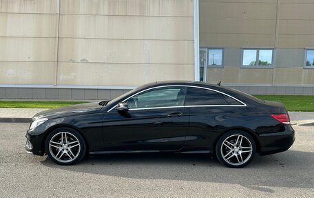Mercedes-Benz E-Класс, 2015 год, 1 600 000 рублей, 6 фотография