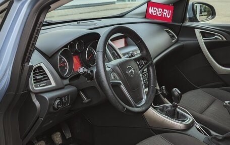 Opel Astra J, 2011 год, 930 000 рублей, 10 фотография