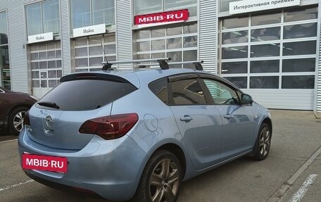 Opel Astra J, 2011 год, 930 000 рублей, 3 фотография