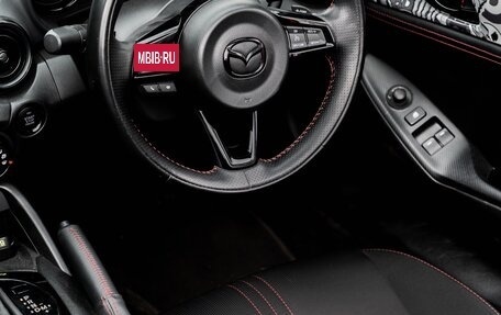 Mazda MX-5, 2015 год, 2 250 000 рублей, 22 фотография