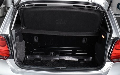 Volkswagen Polo VI (EU Market), 2011 год, 849 000 рублей, 16 фотография