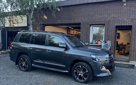 Toyota Land Cruiser 200, 2020 год, 6 700 000 рублей, 1 фотография