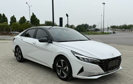 Hyundai Elantra, 2022 год, 1 470 000 рублей, 2 фотография