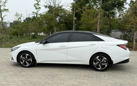 Hyundai Elantra, 2022 год, 1 470 000 рублей, 5 фотография