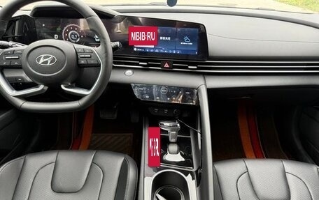 Hyundai Elantra, 2022 год, 1 470 000 рублей, 14 фотография