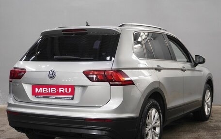 Volkswagen Tiguan II, 2020 год, 2 250 000 рублей, 5 фотография