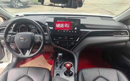 Toyota Camry, 2022 год, 2 311 000 рублей, 4 фотография