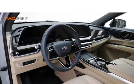 Cadillac XT5, 2024 год, 4 275 000 рублей, 3 фотография
