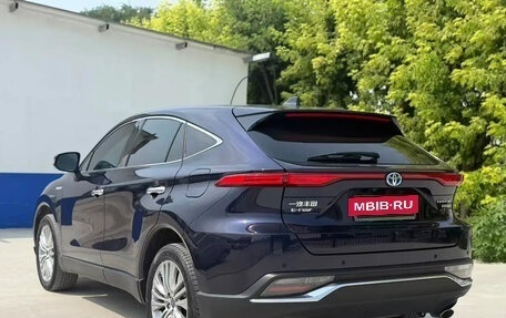 Toyota Harrier, 2022 год, 3 708 000 рублей, 2 фотография