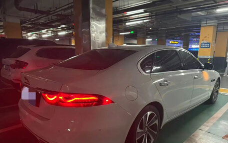 Jaguar XF II, 2022 год, 3 113 000 рублей, 2 фотография