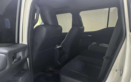 Toyota Land Cruiser Prado, 2024 год, 8 489 000 рублей, 5 фотография