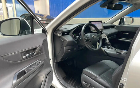 Toyota Harrier, 2022 год, 2 898 000 рублей, 3 фотография