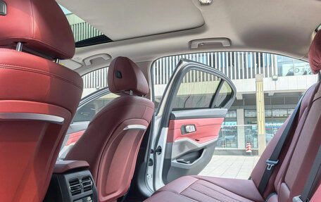 BMW 3 серия, 2024 год, 4 067 000 рублей, 7 фотография