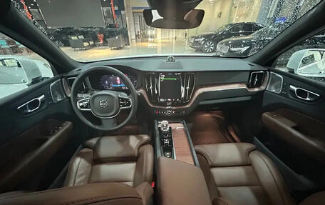 Volvo XC60 II, 2024 год, 4 870 000 рублей, 4 фотография