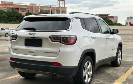Jeep Compass II, 2022 год, 1 520 000 рублей, 2 фотография