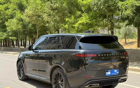 Land Rover Range Rover Sport, 2025 год, 11 382 000 рублей, 2 фотография