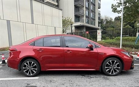 Toyota Corolla, 2021 год, 1 600 000 рублей, 4 фотография