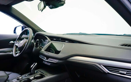 Cadillac XT4 I, 2022 год, 2 689 000 рублей, 3 фотография