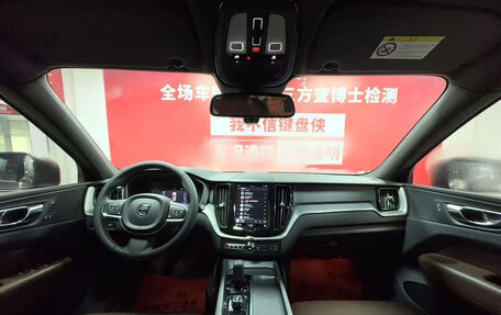 Volvo XC60 II, 2022 год, 2 975 000 рублей, 4 фотография