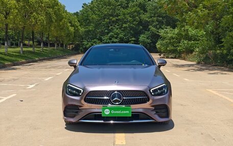 Mercedes-Benz E-Класс, 2021 год, 3 500 000 рублей, 4 фотография