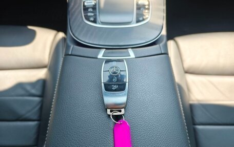 Mercedes-Benz E-Класс, 2021 год, 3 500 000 рублей, 18 фотография