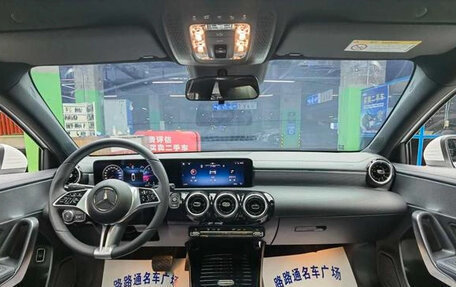 Mercedes-Benz A-Класс, 2024 год, 3 185 000 рублей, 4 фотография