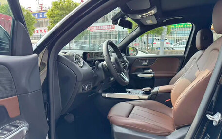 Mercedes-Benz GLB, 2022 год, 3 473 000 рублей, 3 фотография