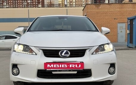 Lexus CT I рестайлинг, 2013 год, 1 555 000 рублей, 3 фотография