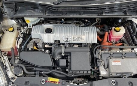 Toyota Prius, 2010 год, 1 400 000 рублей, 2 фотография