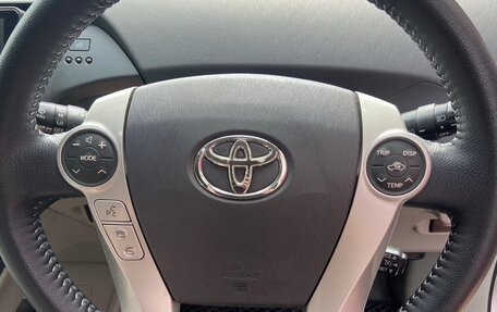 Toyota Prius, 2010 год, 1 400 000 рублей, 16 фотография