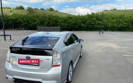 Toyota Prius, 2010 год, 1 400 000 рублей, 7 фотография
