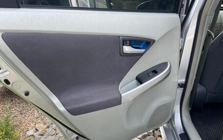 Toyota Prius, 2010 год, 1 400 000 рублей, 21 фотография