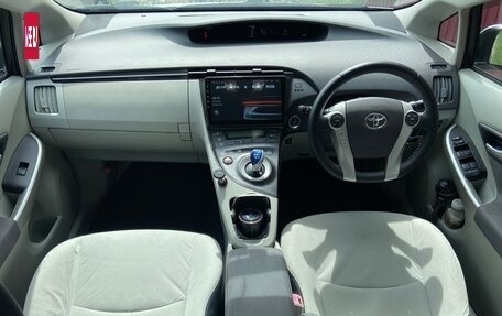 Toyota Prius, 2010 год, 1 400 000 рублей, 23 фотография
