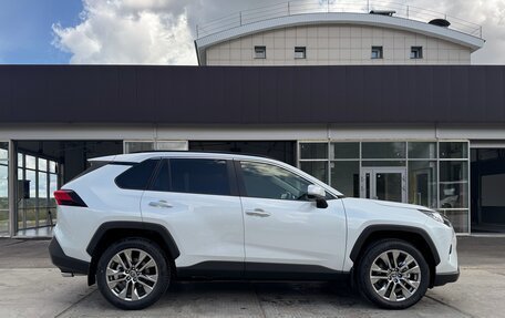 Toyota RAV4, 2025 год, 5 300 000 рублей, 13 фотография