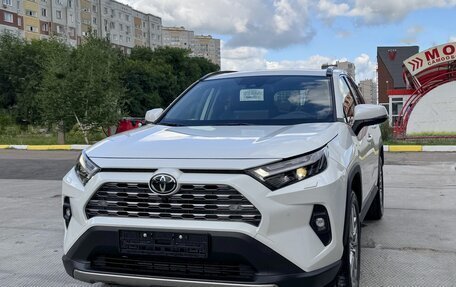 Toyota RAV4, 2025 год, 5 300 000 рублей, 4 фотография