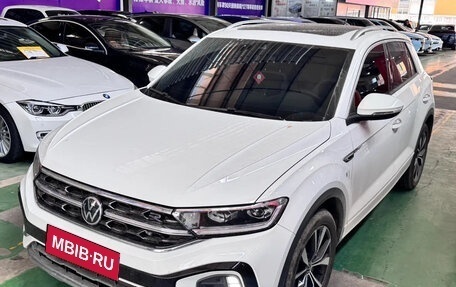 Volkswagen T-Roc I, 2024 год, 2 178 000 рублей, 1 фотография