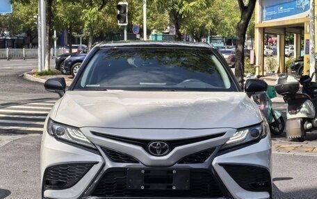 Toyota Camry, 2022 год, 2 130 000 рублей, 2 фотография