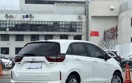 Honda Fit, 2022 год, 1 184 500 рублей, 3 фотография