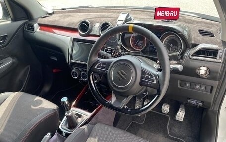 Suzuki Swift V, 2021 год, 1 000 027 рублей, 12 фотография