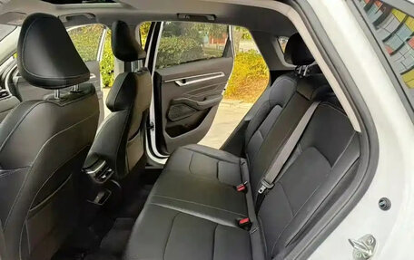 Geely Emgrand, 2022 год, 1 050 000 рублей, 7 фотография