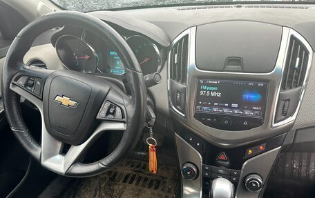 Chevrolet Cruze II, 2013 год, 890 000 рублей, 6 фотография