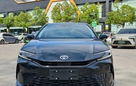 Toyota Camry, 2024 год, 2 930 000 рублей, 2 фотография