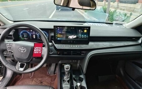 Toyota Camry, 2024 год, 2 930 000 рублей, 10 фотография
