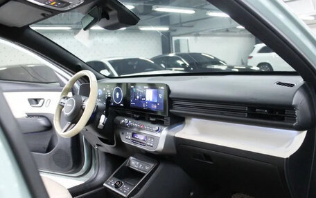 Hyundai Kona, 2023 год, 2 990 000 рублей, 9 фотография