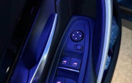 BMW 3 серия, 2018 год, 2 260 000 рублей, 13 фотография