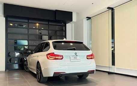 BMW 3 серия, 2019 год, 1 450 000 рублей, 7 фотография
