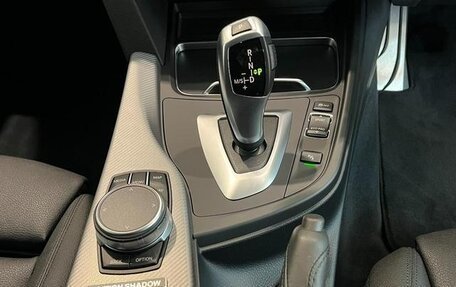 BMW 3 серия, 2019 год, 1 450 000 рублей, 14 фотография