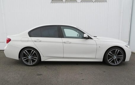 BMW 3 серия, 2017 год, 1 300 000 рублей, 5 фотография