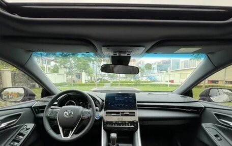 Toyota Avalon, 2022 год, 2 630 000 рублей, 4 фотография